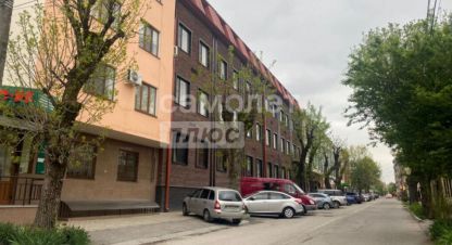 Продам офисное помещение с общей площадью 124м2, на улице Кабардинская ул, г. Нальчик, Кабардино-Балкария респ., Россия, агентство Самолет Плюс Нальчик. Фотография №1