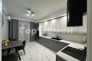 Продам квартиру 3-х комнатную с общей площадью 100м2, 8/18 эт., на улице Урицкого, г. Люберцы, Московская обл., Россия, агентство ГорОбмен