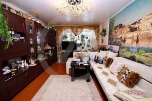 Продам квартиру 3-х комнатную с общей площадью 90м2, 2/6 эт., на улице Коммунистическая ул, г. Саранск, Мордовия респ., Россия, агентство CENTURY 21 Россия Продам квартиру 3-х комнатную с общей площадью 90м2, 2/6 эт., на улице Коммунистическая ул, г. Саранск, Мордовия респ., Россия, агентство CENTURY 21 Россия
