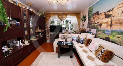 Купить квартиру 3-х комнатную, 90 кв. м. Фотография №1 Продам квартиру 3-х комнатную с общей площадью 90м2, 2/6 эт., на улице Коммунистическая ул, г. Саранск, Мордовия респ., Россия, агентство CENTURY 21 Россия. Фотография №1