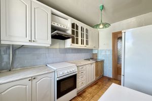 Продам квартиру 4-х комнатную с общей площадью 79.9м2, 3/5 эт., на улице Винокурова ул, г. Новочебоксарск, Чувашия респ., Россия, агентство CENTURY 21 Россия Продам квартиру 4-х комнатную с общей площадью 79.9м2, 3/5 эт., на улице Винокурова ул, г. Новочебоксарск, Чувашия респ., Россия, агентство CENTURY 21 Россия