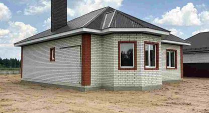 Купить дом 4-х комнатную, 96.4 кв. м. Фотография №1 Продам дом 4-х комнатный с общей площадью 96.4м2, на улице Стрельникова, г. Большой хомутец с, Липецкая обл., Россия, агентство CENTURY 21 Россия. Фотография №1