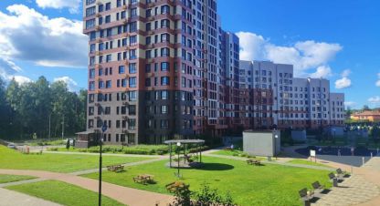 Купить квартиру 2-х комнатную, 72.7 кв. м. Фотография №1 Продам квартиру 2-х комнатную с общей площадью 72.7м2, 2/19 эт., на улице Славского ул, г. Обнинск, Калужская обл., Россия, агентство CENTURY 21 Россия. Фотография №1