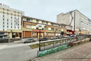 Продам офисное помещение с общей площадью 272.2м2, на улице К маркса, г. Чебоксары, Чувашия респ., Россия, агентство CENTURY 21 Россия Продам офисное помещение с общей площадью 272.2м2, на улице К маркса, г. Чебоксары, Чувашия респ., Россия, агентство CENTURY 21 Россия
