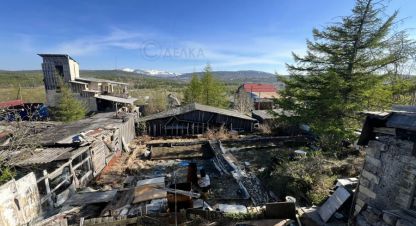 Купить дом, 56.2 кв. м. Фотография №1 Продам дом с общей площадью 56.2м2, на улице Кавинская, г. Магадан, Магаданская обл., Россия, агентство Агентство недвижимости СДЕЛКА. Фотография №1