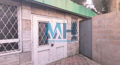 Продам производственно-складское помещение с общей площадью 50.2м2, на улице Адмирала юмашева, г. Севастополь, Крым авт. респ., Россия, агентство Мастера Недвижимости . Фотография №1