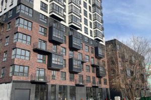 Продам квартиру 1 комнатную с общей площадью 80м2, 4/17 эт., на улице Липовая, г. Оренбург, Оренбургская обл., Россия, агентство ЦН "Авега" Продам квартиру 1 комнатную с общей площадью 80м2, 4/17 эт., на улице Липовая, г. Оренбург, Оренбургская обл., Россия, агентство ЦН "Авега"