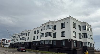 Купить квартиру 2-х комнатную, 70 кв. м. Фотография №1 Продам квартиру 2-х комнатную с общей площадью 70м2, 2/3 эт., на улице Загородное шоссе, г. Оренбург, Оренбургская обл., Россия, агентство ЦН Авега. Фотография №1
