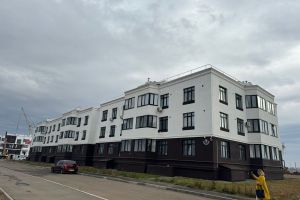 Продам квартиру 2-х комнатную с общей площадью 70м2, 2/3 эт., на улице Загородное шоссе, г. Оренбург, Оренбургская обл., Россия, агентство ЦН "Авега" Продам квартиру 2-х комнатную с общей площадью 70м2, 2/3 эт., на улице Загородное шоссе, г. Оренбург, Оренбургская обл., Россия, агентство ЦН "Авега"