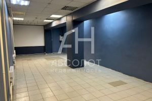 Сдам торговое помещение с общей площадью 79.6м2, на улице Ленина ул, г. Александров, Владимирская обл., Россия, агентство Абсолют Недвижимость Сдам торговое помещение с общей площадью 79.6м2, на улице Ленина ул, г. Александров, Владимирская обл., Россия, агентство Абсолют Недвижимость