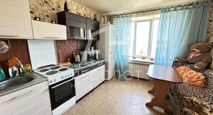 Снять квартиру 1 комнатную, 30.1 кв. м. Фотография №1 Сдам квартиру 1 комнатную с общей площадью 30.1м2, 8/9 эт., на улице Свердлова ул д к 2, г. Александров, Владимирская обл., Россия, агентство Абсолют Недвижимость. Фотография №1