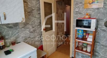 Купить квартиру 2-х комнатную, 42 кв. м. Фотография №1 Продам квартиру 2-х комнатную с общей площадью 42м2, 3/4 эт., на улице Трудовые резервы, г. Краснозаводск, Московская обл., Россия, агентство Абсолют Недвижимость. Фотография №1
