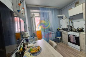 Продам квартиру 2-х комнатную с общей площадью 50м2, 3/3 эт., на улице 50, г. Дерябиха, Ивановская обл., Россия, агентство АН Радуга