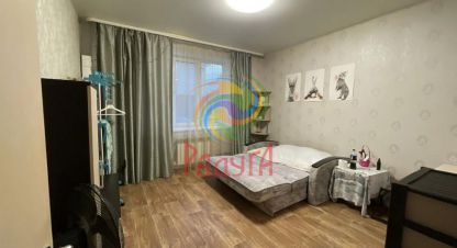 Продам квартиру 1 комнатную с общей площадью 36.3м2, 1/3 эт., на улице 56, г. Дерябиха, Ивановская обл., Россия, агентство АН Радуга. Фотография №1