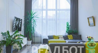 Купить квартиру 5-ти комнатную, 330 кв. м. Фотография №1 Продам квартиру 5-ти комнатную с общей площадью 330м2, 3/6 эт., на улице Пушкинская, Кировский район, г. Ростов-на-Дону, Ростовская обл., Россия, агентство Реал недвижимость. Фотография №1