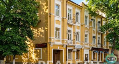 Купить квартиру 3-х комнатную, 108 кв. м. Фотография №1 Продам квартиру 3-х комнатную с общей площадью 108м2, 2/3 эт., на улице Суворова, Кировский район, г. Ростов-на-Дону, Ростовская обл., Россия, агентство Реал недвижимость. Фотография №1