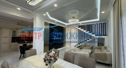 Продам дом 4-х комнатный с общей площадью 220м2, г. Темрюк, Краснодарский край, Россия, агентство Центр-Недвижимости. Фотография №1