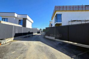 Продам дом 3-х комнатный с общей площадью 125м2, на улице Лесхозная, г. Севастополь, Крым авт. респ., Россия, агентство InVita Realty Продам дом 3-х комнатный с общей площадью 125м2, на улице Лесхозная, г. Севастополь, Крым авт. респ., Россия, агентство InVita Realty