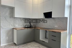 Продам дом 3-х комнатный с общей площадью 80м2, на улице Чохрахлы, г. Доброе , Крым авт. респ., Россия, агентство Восемь Два
