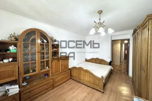Продам квартиру 1 комнатную с общей площадью 36.2м2, 8/11 эт., на улице Толстого, г. Симферополь , Крым авт. респ., Россия, агентство Восемь Два Продам квартиру 1 комнатную с общей площадью 36.2м2, 8/11 эт., на улице Толстого, г. Симферополь , Крым авт. респ., Россия, агентство Восемь Два