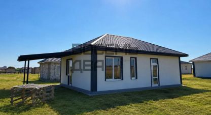 Купить дом 3-х комнатную, 100 кв. м. Фотография №1 Продам дом 3-х комнатный с общей площадью 100м2, на улице Чайная, г. Садоводческое товарищество дзержинец, Крым авт. респ., Россия, агентство Восемь Два. Фотография №1