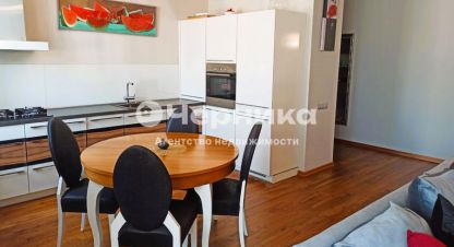 Продам квартиру 3-х комнатную с общей площадью 90м2, 10/11 эт., на улице Максима Горького, г. Ростов-на-Дону, Ростовская обл., Россия, агентство АН Черника. Фотография №1