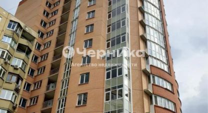 Купить квартиру 2-х комнатную, 65 кв. м. Фотография №1 Продам квартиру 2-х комнатную с общей площадью 65м2, 13/17 эт., на улице Добровольского, Ворошиловский район, г. Ростов-на-Дону, Ростовская обл., Россия, агентство АН Черника. Фотография №1