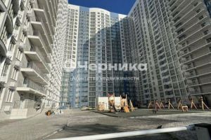 Продам квартиру 1 комнатную с общей площадью 48м2, 16/26 эт., на улице Привокзальная, г. Ростов-на-Дону, Ростовская обл., Россия, агентство АН Черника