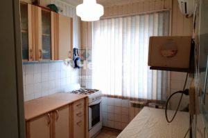 Продам квартиру 3-х комнатную с общей площадью 60м2, 4/9 эт., на улице Сельмаш, г. Ростов-на-Дону, Ростовская обл., Россия, агентство АН Черника