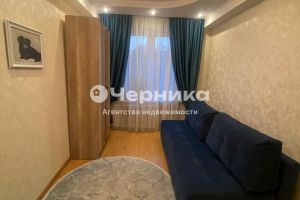 Продам квартиру 3-х комнатную с общей площадью 60м2, 4/5 эт., на улице Героев Медиков, г. Кисловодск, Ставропольский край, Россия, агентство АН Черника