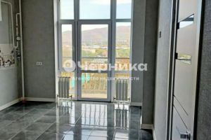 Продам квартиру 1 комнатную с общей площадью 36.1м2, 2/4 эт., на улице Жмакина, г. Кисловодск, Ставропольский край, Россия, агентство АН Черника