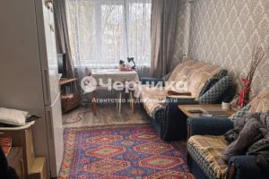 Продам квартиру 1 комнатную с общей площадью 33м2, 5/5 эт., на улице 50 лет октября, г. Минеральные Воды, Ставропольский край, Россия, агентство АН Черника Продам квартиру 1 комнатную с общей площадью 33м2, 5/5 эт., на улице 50 лет октября, г. Минеральные Воды, Ставропольский край, Россия, агентство АН Черника