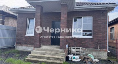 Купить дом 3-х комнатную, 100 кв. м. Фотография №1 Продам дом 3-х комнатный с общей площадью 100м2, на улице Пшеничная, г. Хутор красный крым, Крым авт. респ., Россия, агентство АН Черника. Фотография №1