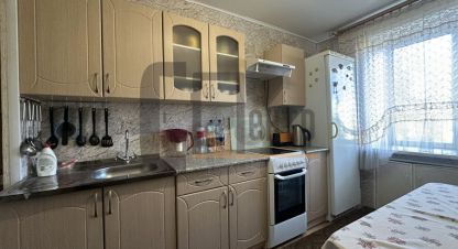 Продам квартиру 3-х комнатную с общей площадью 65.5м2, 2/12 эт., на улице Нефтяников, г. Ярославль, Ярославская обл., Россия, агентство АН Спектр. Фотография №1