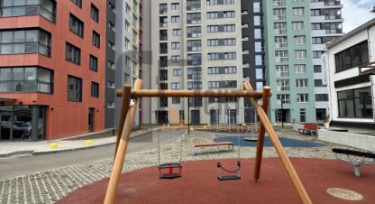 Продам квартиру 1 комнатную с общей площадью 43.2м2, 7/9 эт., на улице Лисицына, г. Ярославль, Ярославская обл., Россия, агентство АН Спектр. Фотография №1