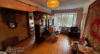 Купить квартиру 2-х комнатную, 39.9 кв. м. Фотография №1 Продам квартиру 2-х комнатную с общей площадью 39.9м2, 2/3 эт., на улице Забалуева, г. Новосибирск, Новосибирская обл., Россия, агентство Главное звено. Фотография №1