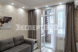Продам квартиру 1 комнатную с общей площадью 40м2, 10/14 эт., на улице Крымской весны, г. Мирное , Крым авт. респ., Россия, агентство Эксперт Про 