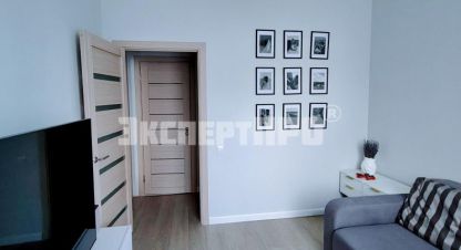 Купить квартиру 1 комнатную, 38.3 кв. м. Фотография №1 Продам квартиру 1 комнатную с общей площадью 38.3м2, 1/16 эт., на улице Крымской весны, г. Мирное , Крым авт. респ., Россия, агентство Эксперт Про . Фотография №1