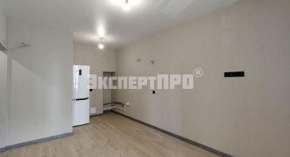 Продаётся квартира в г. Мирное . Фотография №7