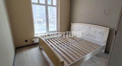 Купить 1 комнатную квартиру на улице Крымской весны г. Мирное . Фотография №4