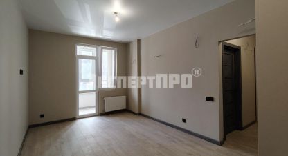 Купить 1 комнатную квартиру в г. Мирное . Фотография №2