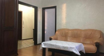 Купить квартиру 2-х комнатную, 42 кв. м. Фотография №1 Продам квартиру 2-х комнатную с общей площадью 42м2, 5/7 эт., на улице Карла маркса, Ленинский район, г. Томск, Томская обл., Россия, агентство Макс. Фотография №1