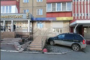 Сдам торговое помещение с общей площадью 82м2, на улице Братьев Кашириных, г. Челябинск, Челябинская обл., Россия, агентство Прогрессивные Решения Сдам торговое помещение с общей площадью 82м2, на улице Братьев Кашириных, г. Челябинск, Челябинская обл., Россия, агентство Прогрессивные Решения