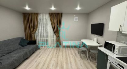 Снять квартиру, 33 кв. м. Фотография №1 Сдам квартиру с общей площадью 33м2, 14/19 эт., на улице Теплых встреч ул, г. Усады, Татарстан респ., Россия, агентство Платина. Фотография №1