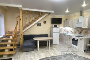 Продам коттедж/дачу 2-х комнатную с общей площадью 56м2, на улице Юрия гагарина, г. Зелёная поляна, Башкортостан респ., Россия, агентство РиоЛюкс Продам коттедж/дачу 2-х комнатную с общей площадью 56м2, на улице Юрия гагарина, г. Зелёная поляна, Башкортостан респ., Россия, агентство РиоЛюкс