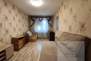 Продам квартиру 1 комнатную с общей площадью 32.1м2, 7/10 эт., на улице Белопольского, г. Пок красное поле, Челябинская обл., Россия, агентство РиоЛюкс