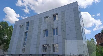 Продам офисное помещение с общей площадью 241.7м2, на улице Омская, г. Курган, Курганская обл., Россия, агентство РиоЛюкс. Фотография №1