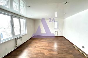 Продам дом с общей площадью 207м2, на улице Новая, г. Бажево, Алтайский край, Россия, агентство АН Династия 24