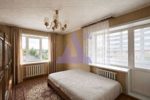 Продам квартиру 2-х комнатную с общей площадью 44.2м2, 2/2 эт., на улице Коммунальный, г. Павловск, Алтайский край, Россия, агентство АН Династия 24