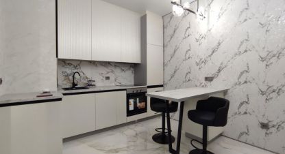 Купить квартиру 2-х комнатную, 50 кв. м. Фотография №1 Продам квартиру 2-х комнатную с общей площадью 50м2, 1/5 эт., на улице Батуринская, Железнодорожный район, г. Ростов-на-Дону, Ростовская обл., Россия, агентство Аврора. Фотография №1